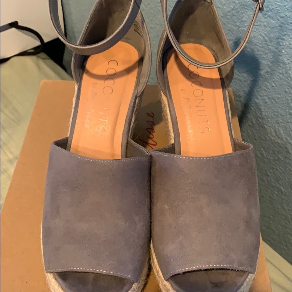 Wedge espadrilles